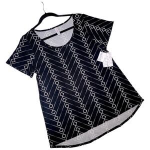 LuLaRoe Classic T Large Black White Geometric Chevron Short Sleeve Tee Top